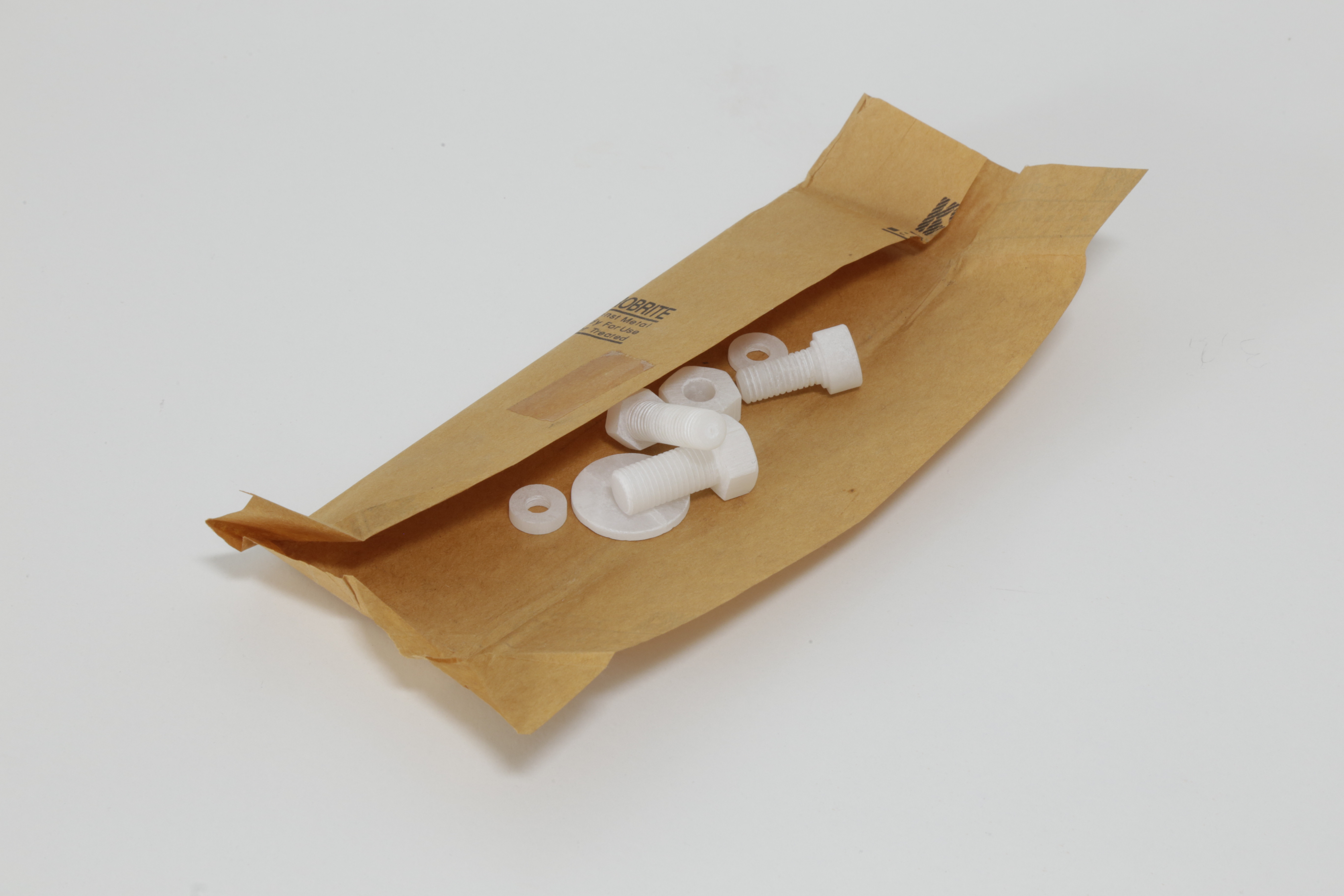 Parra & Romero, exhibition: GIUNTI (Juntas) (fig. 33)