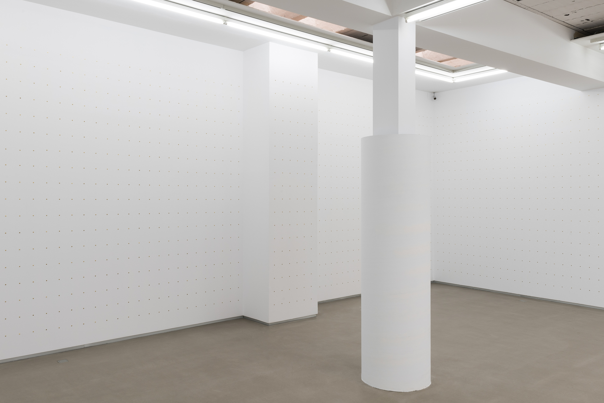 Parra & Romero, exhibition: 42 Días (fig. 16)