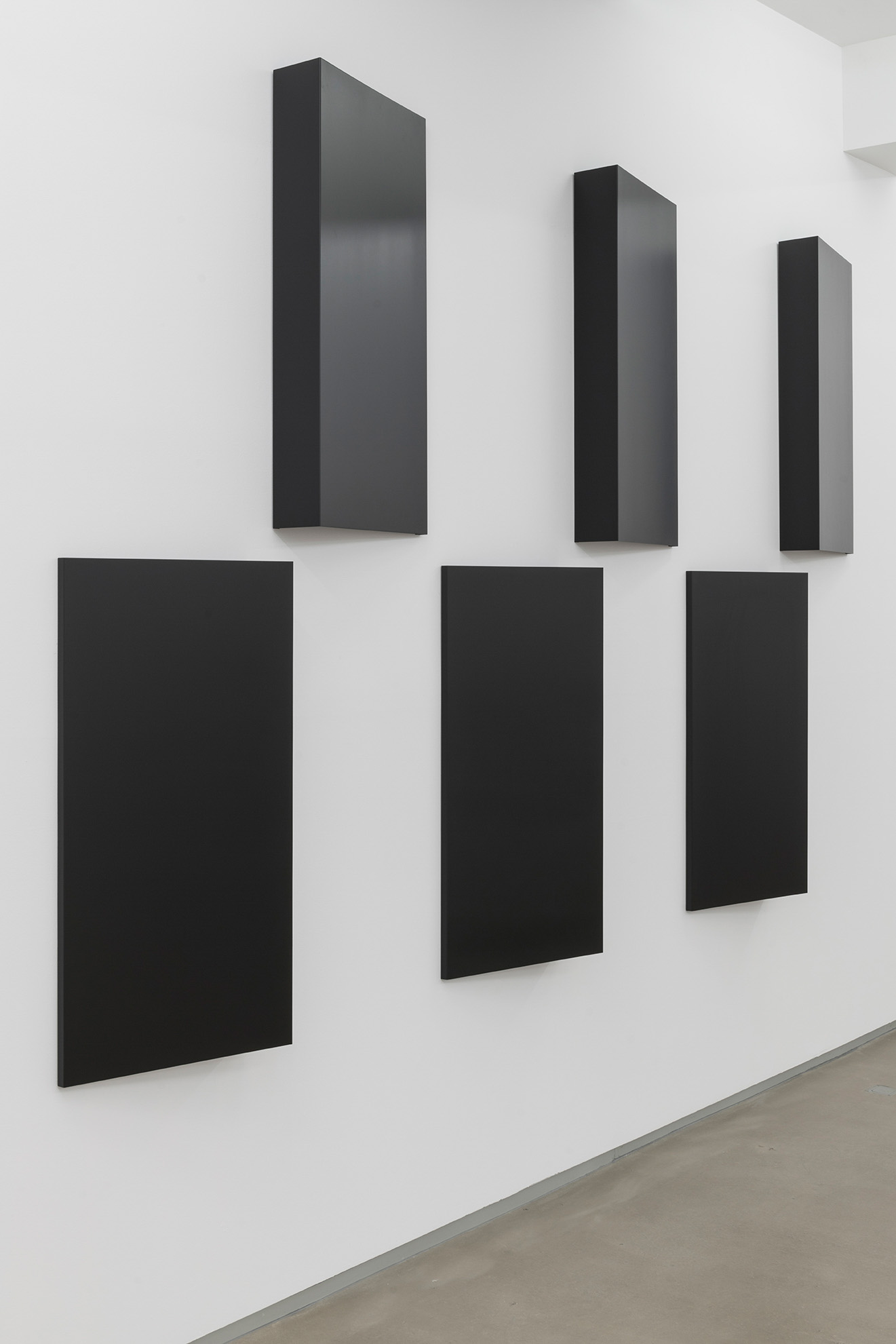 Parra & Romero, exhibition: Unfinished Installation (fig. 16)