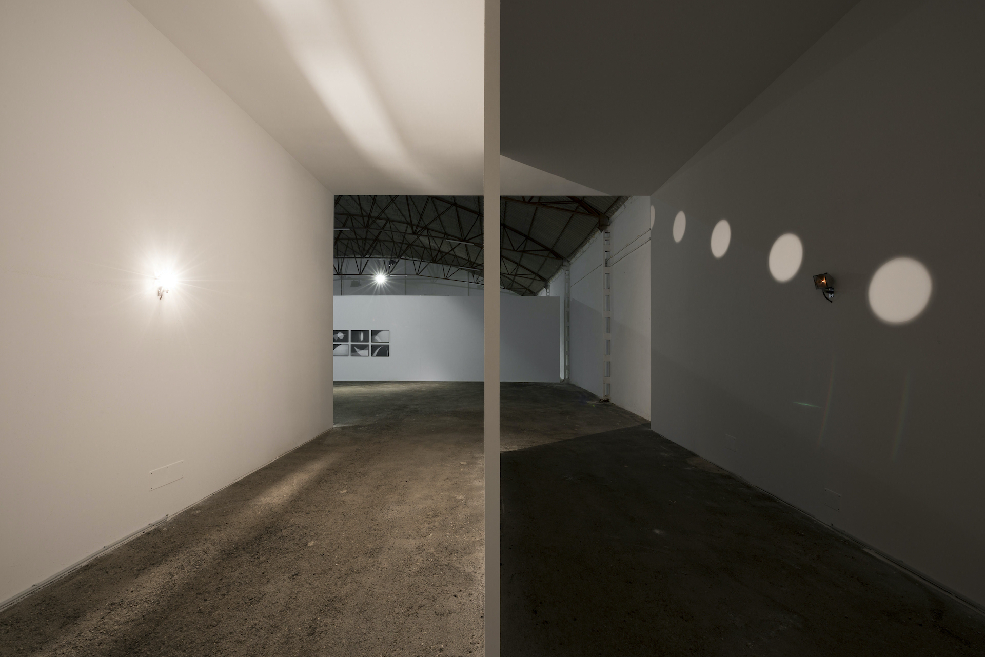 Parra & Romero, exhibition: Holes of Light (fig. 19)