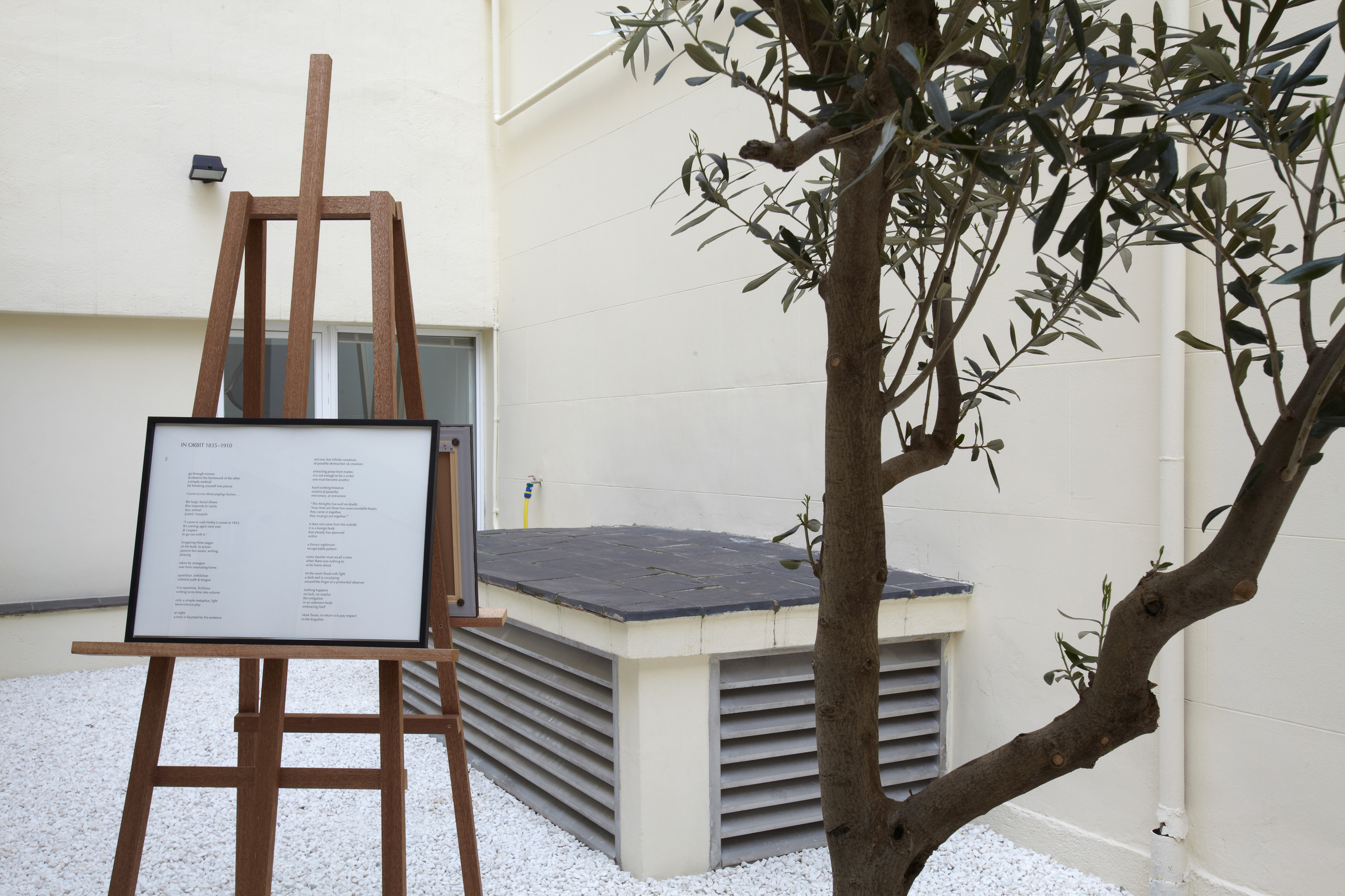 Parra & Romero, exhibition: SHIVER IN THE SHIFT (thumbnail)