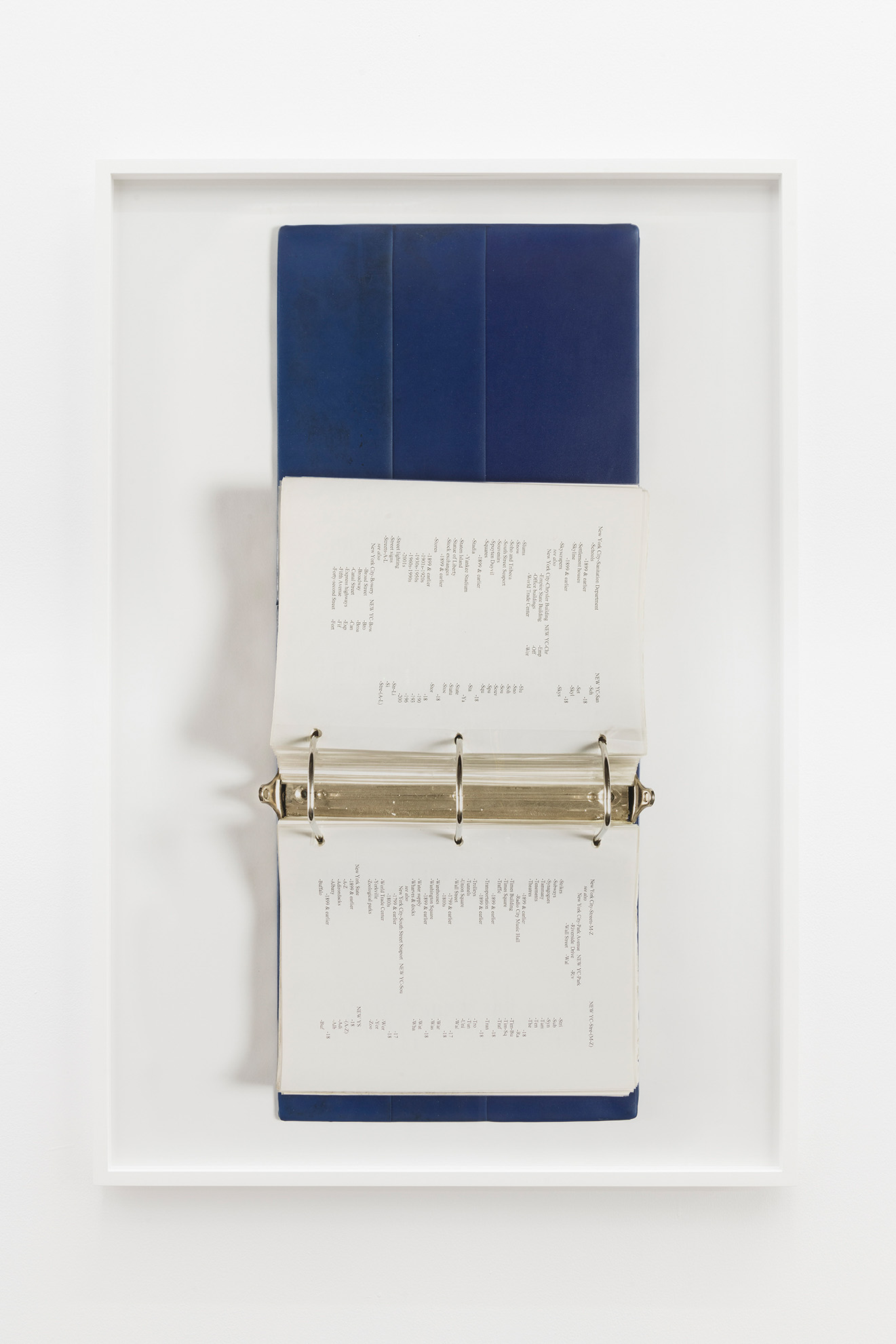 Parra & Romero, exhibition: Photographs in Different Sizes (fig. 12)