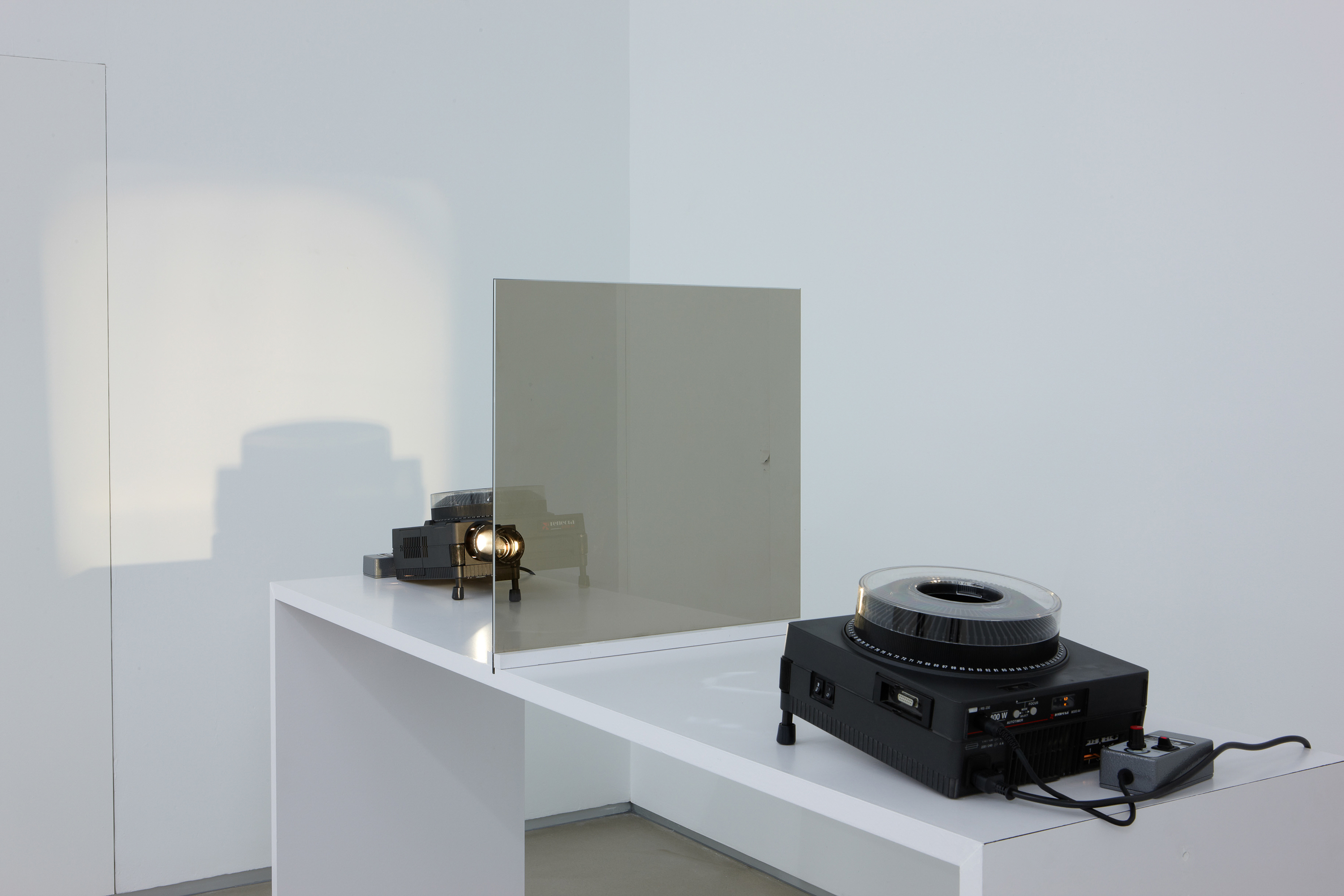 Parra & Romero, exhibition: Reflejos y reflexiones (fig. 8)