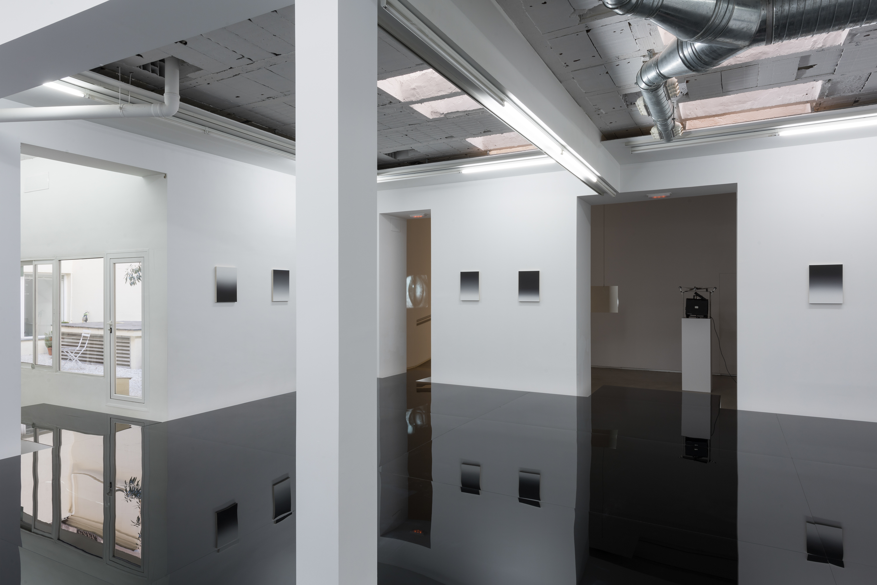 Parra & Romero, exhibition: Tenir pendant que le balancement se meurt (fig. 14)