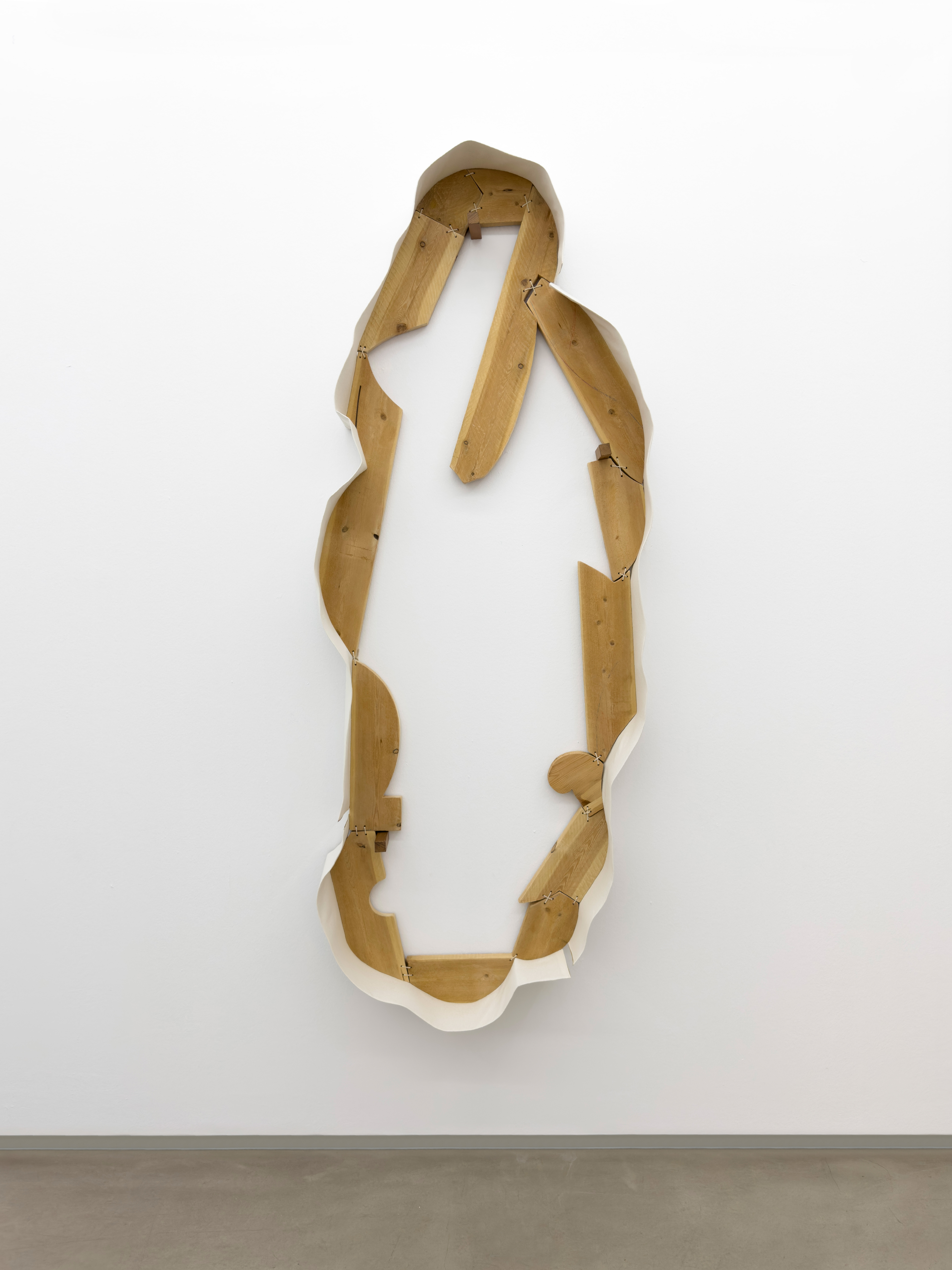 Parra & Romero, exhibition: Inhabiting the Fold (fig. 20)