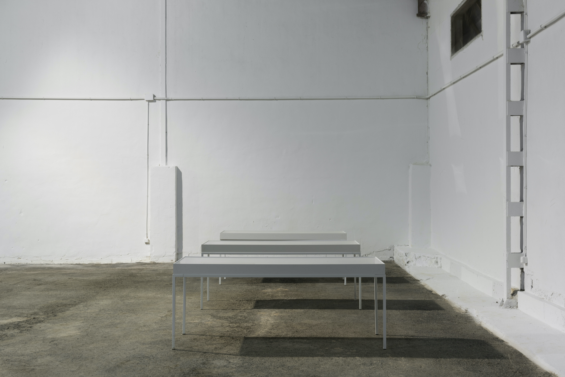 Parra & Romero, exhibition: Holes of Light (fig. 2)