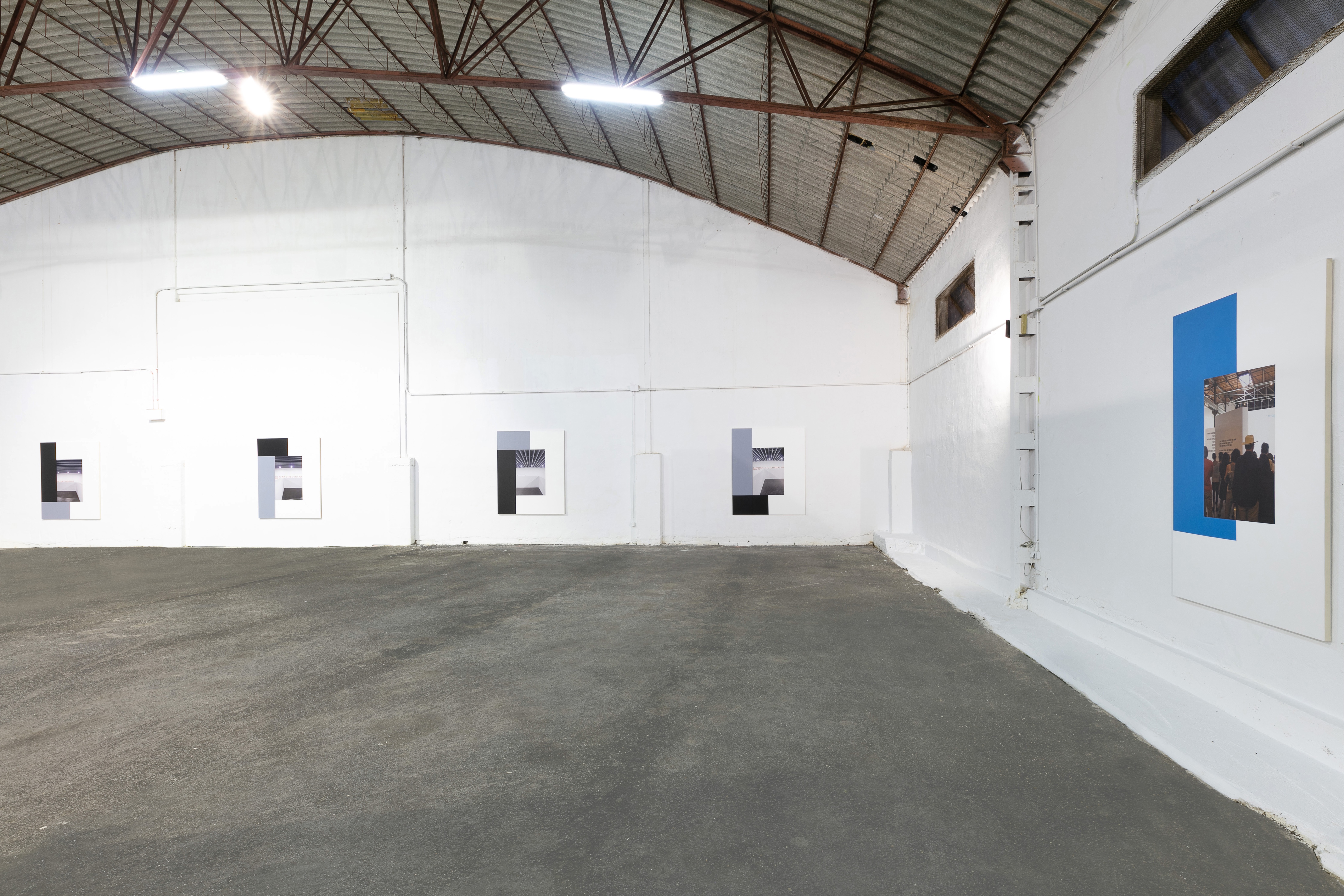 Parra & Romero, exhibition: In the Museum (With a Tribute to Lawrence Weiner) (fig. 2)