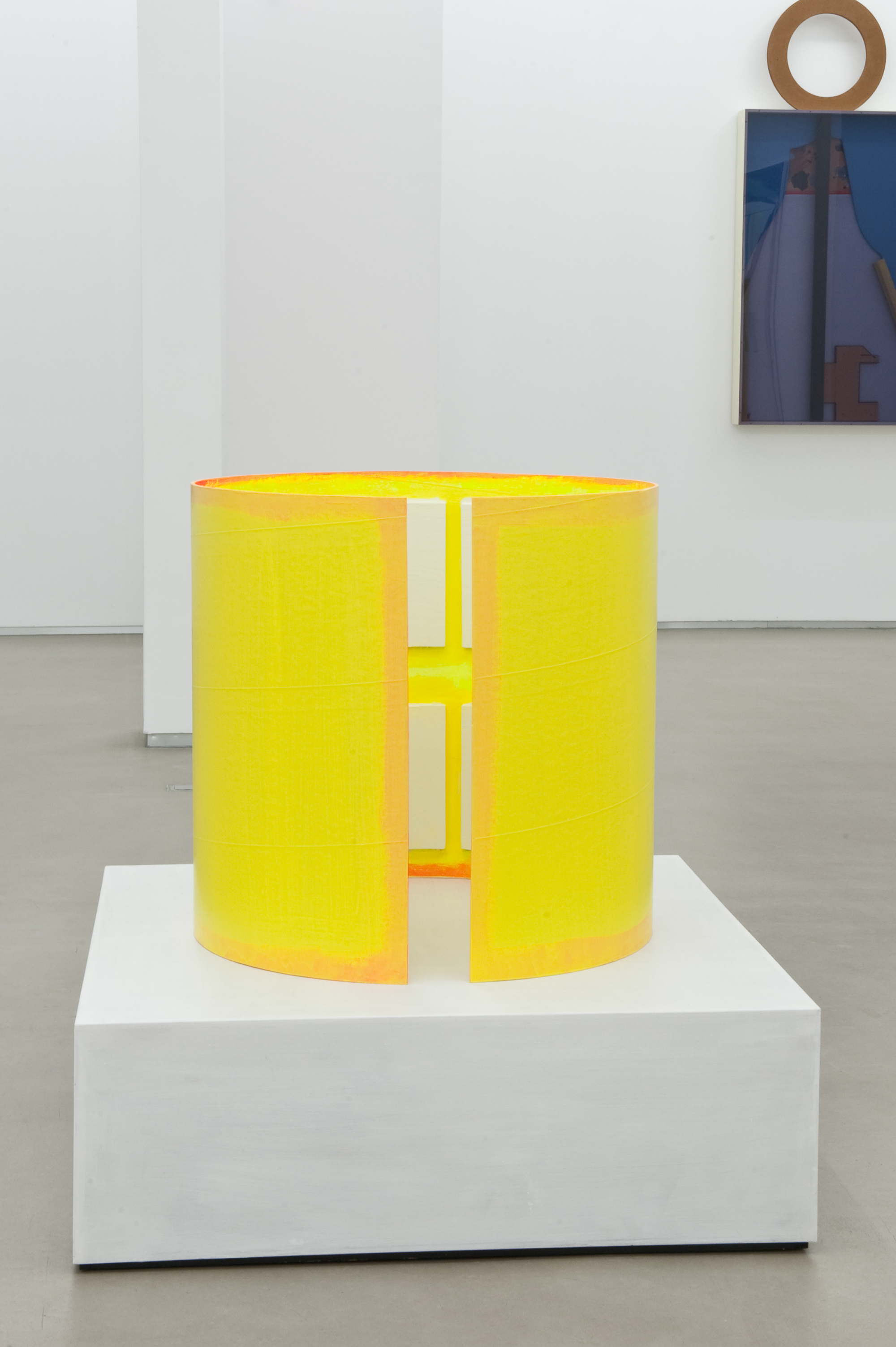 Parra & Romero, exhibition: 15.92 x 16 (fig. 15)