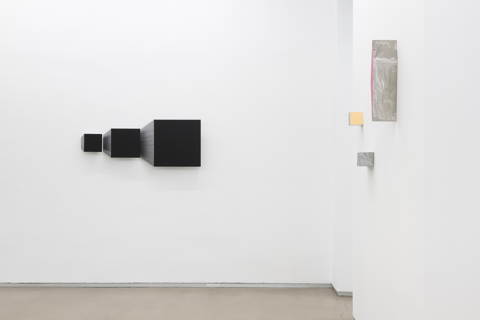 Parra & Romero, exhibition: MODO. To Found, to Cut, to Stack, to Fold and Other Possible Solutions to Alter a Form (fig. 33)