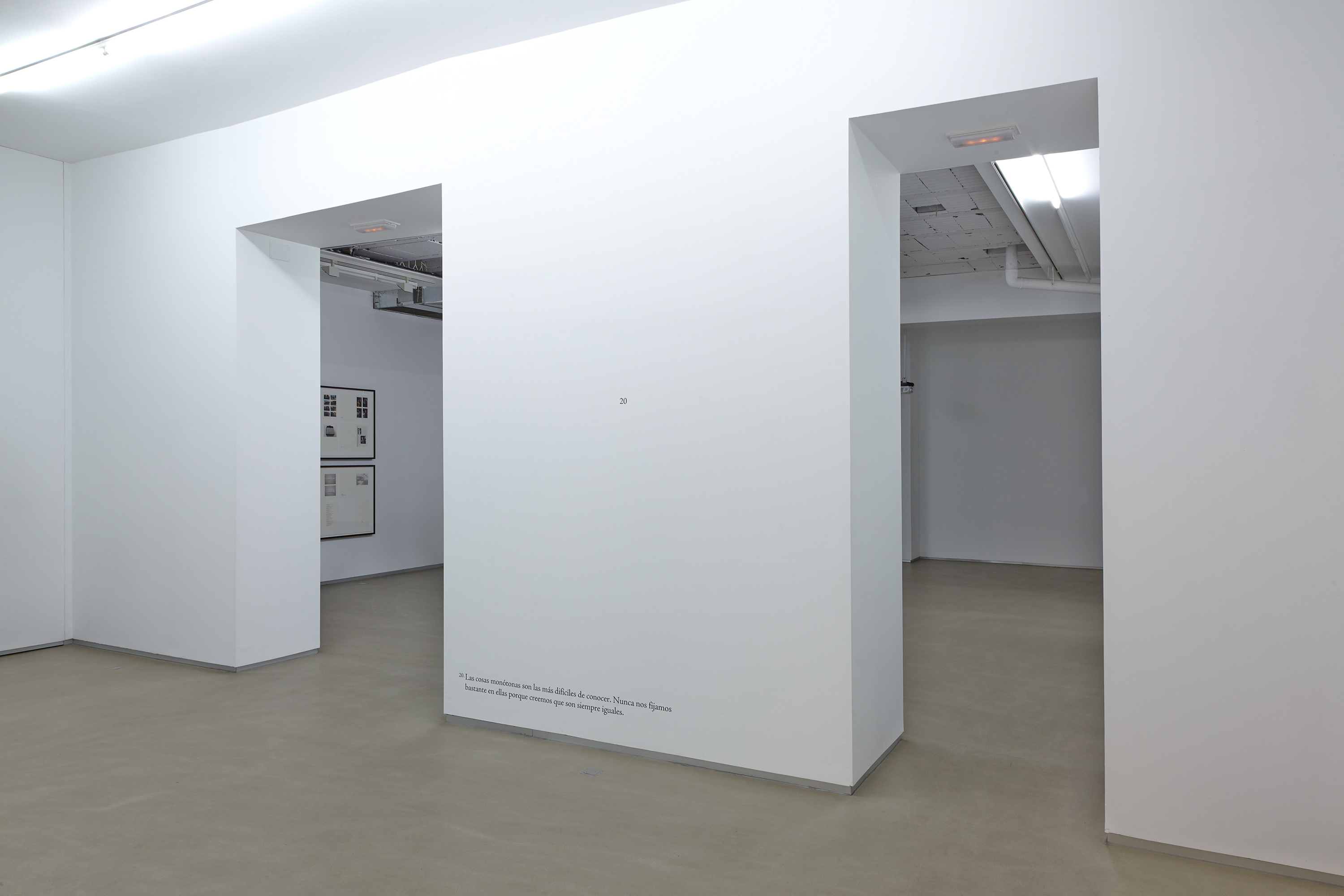 Parra & Romero, exhibition: La noche agranda su silencio (fig. 3)