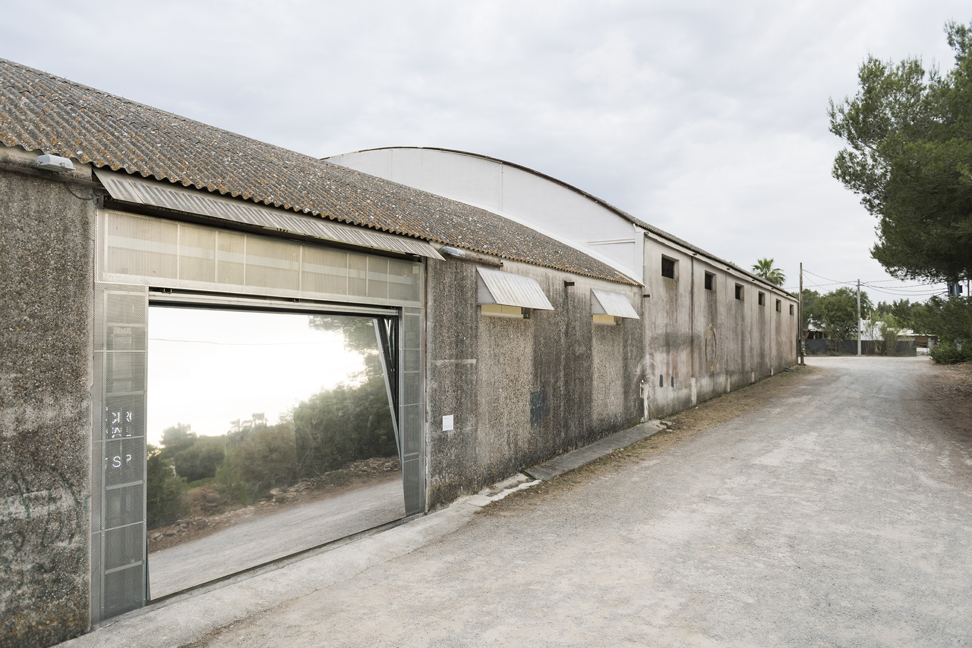 Parra & Romero, exhibition: Hi-Speed Contrast (fig. 1)