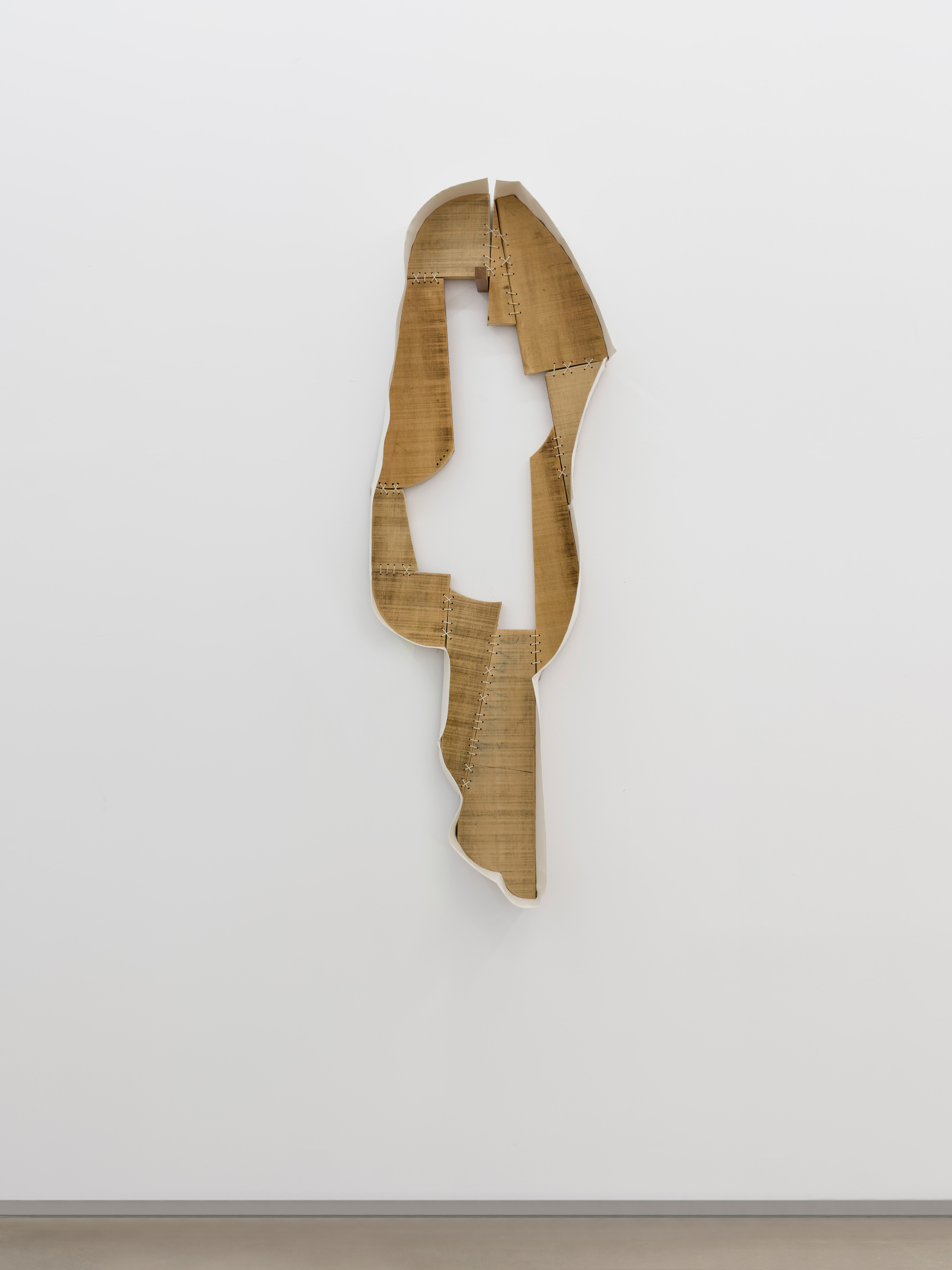 Parra & Romero, exhibition: Inhabiting the Fold (fig. 14)