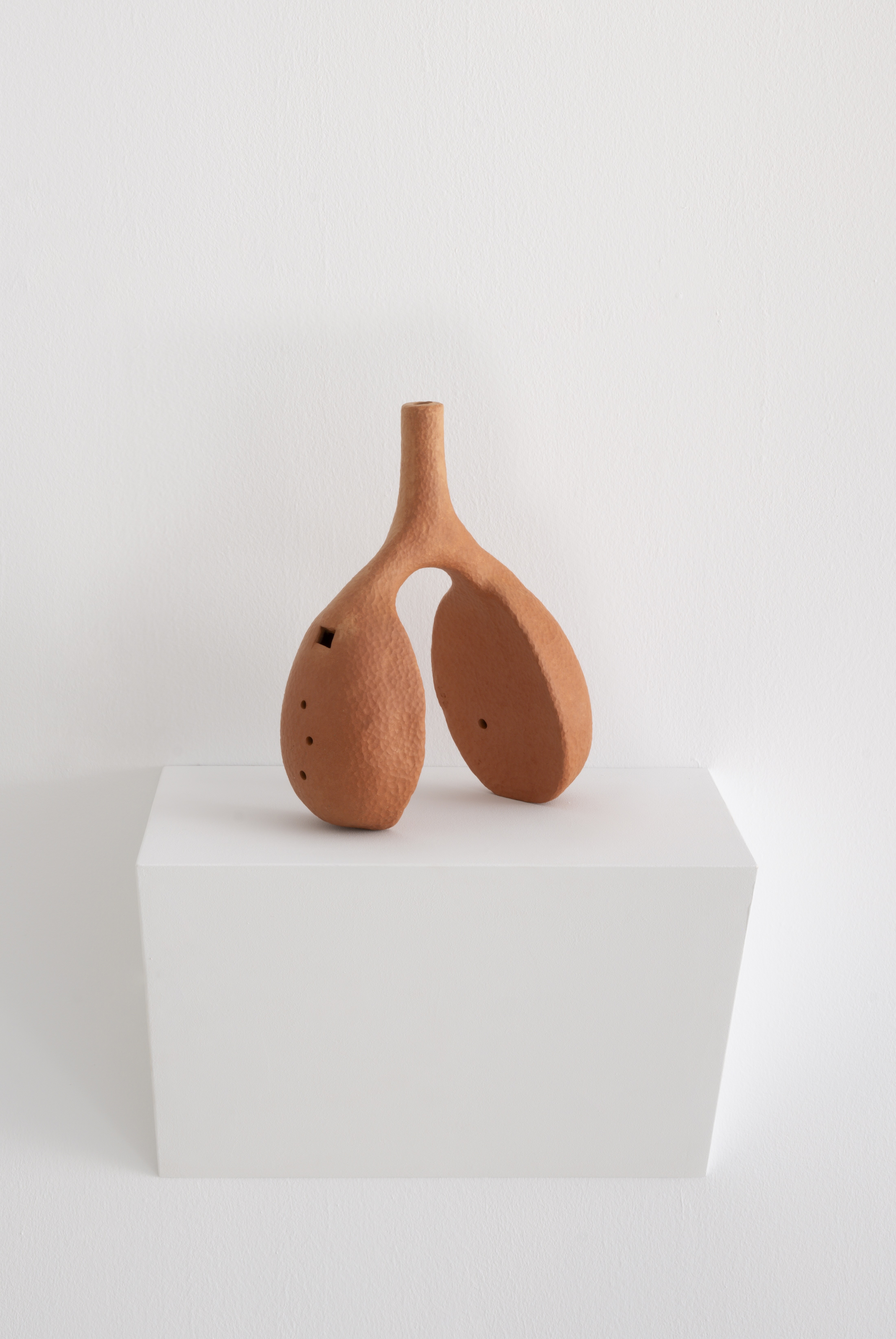 Parra & Romero, exhibition: Form and Spirit (fig. 37)