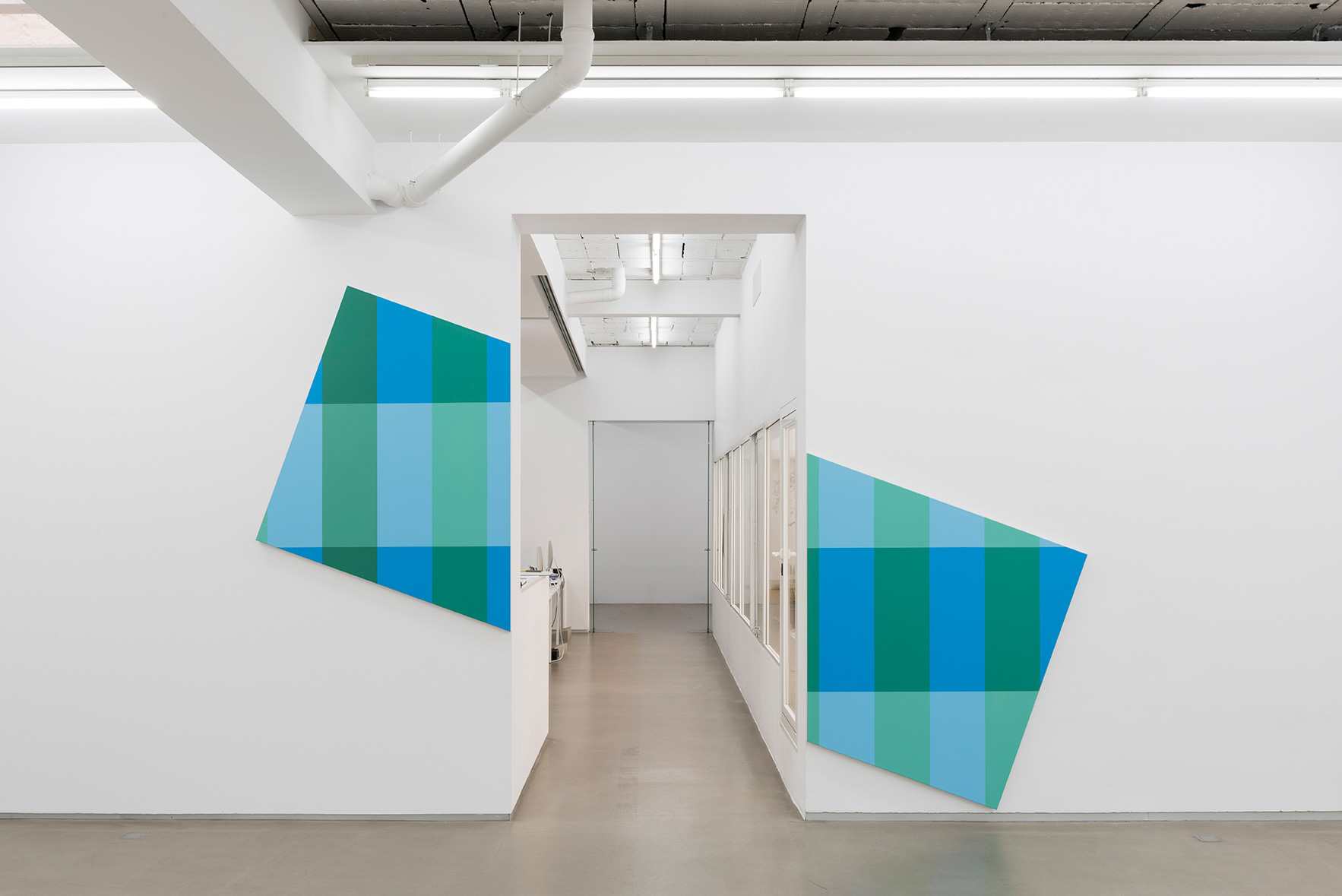 Parra & Romero, exhibition: 20° (fig. 28)